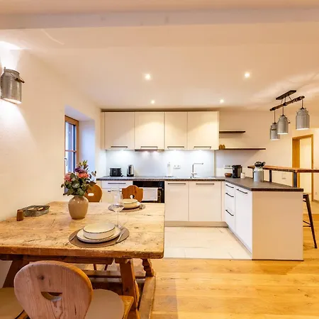 Fischerhof - Auszeit Mit Bergblick & Balkon Apartman *